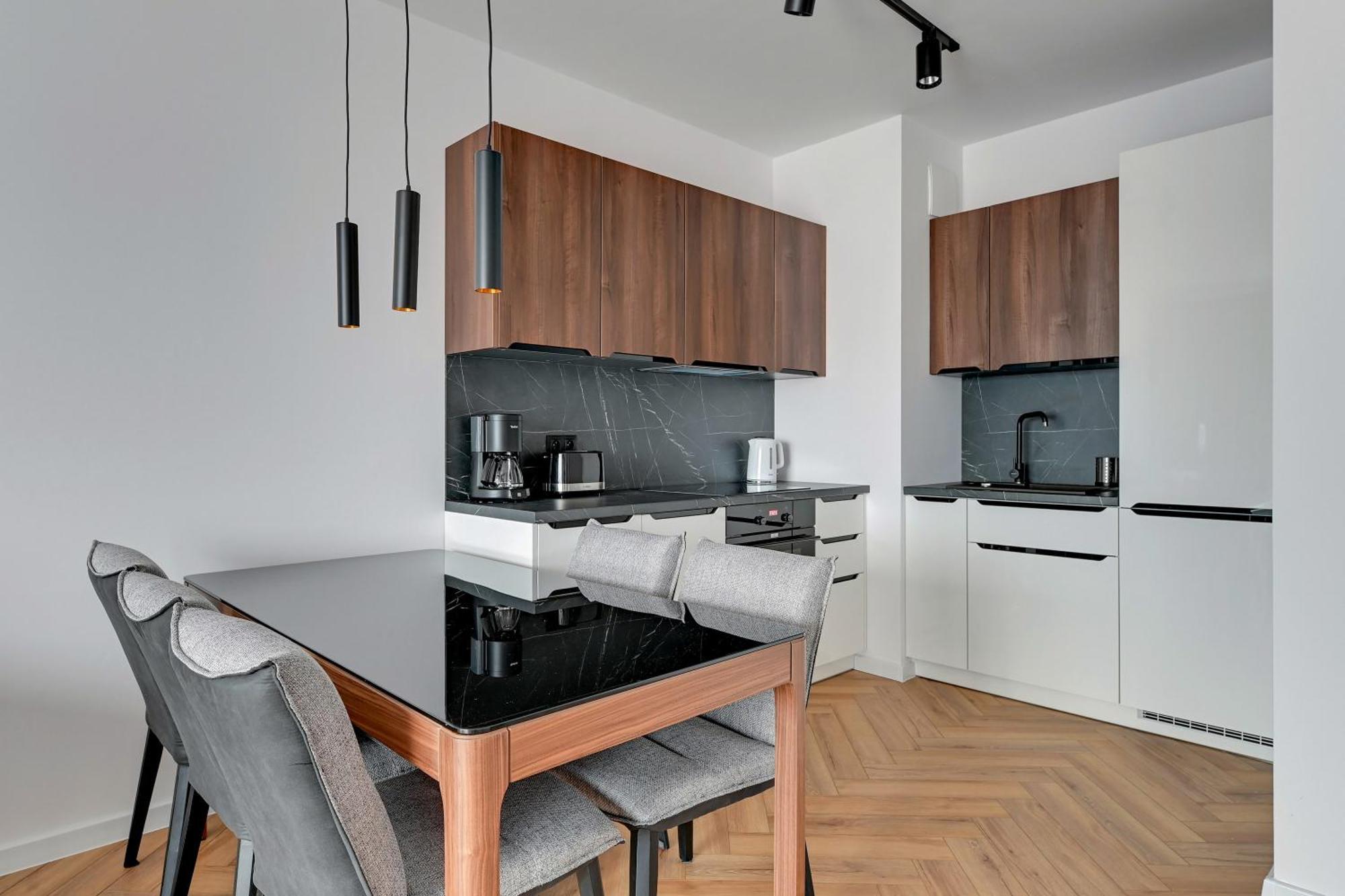 Riverside Nadmotlawie - Sauna, Gym & Kids Play By Lion Apartments Гданск Екстериор снимка